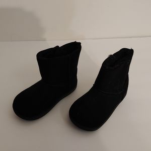 Baby girl boots